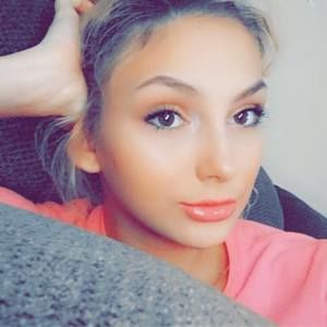 Meet your Posher, Libby